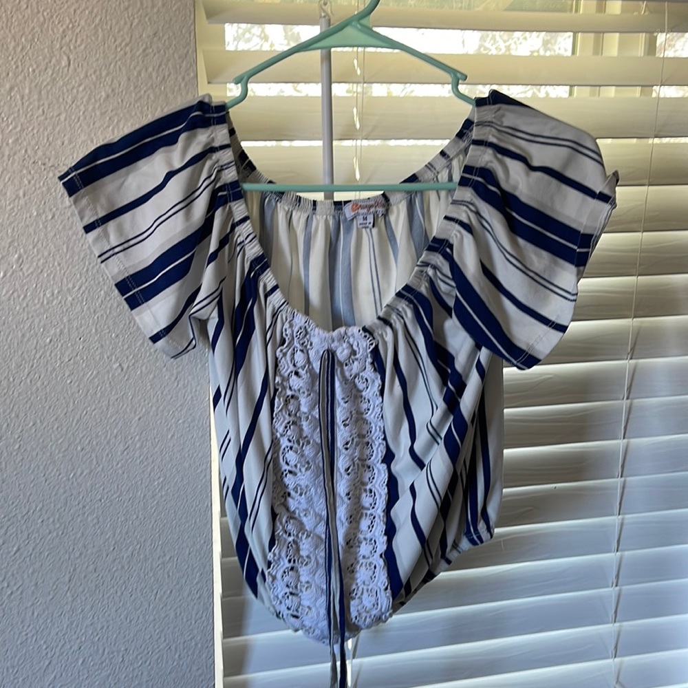 Blue and white top